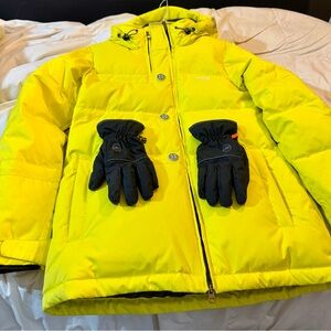 Orage Bright Yellow Jacket with Black Gloves